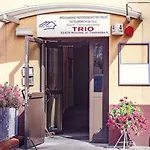 Trio 旅馆 *